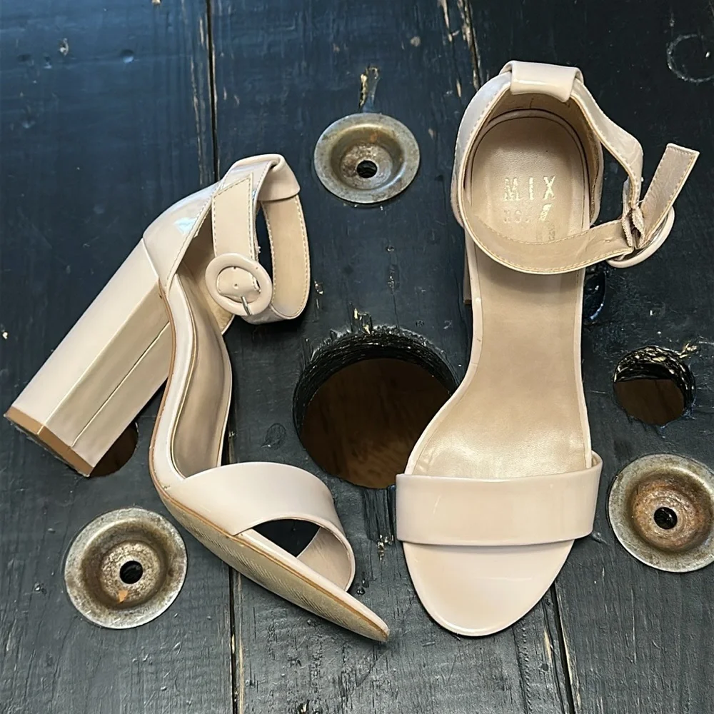 MIX No. 6 Avrey Nude Patent Leather Block Heel Sandals
